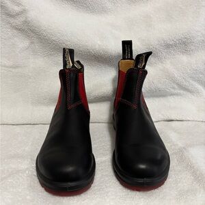 Blundstone Black & Red Chelsea Boots